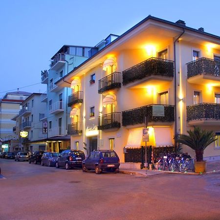 Casa Vacanze Villa Spina San Benedetto del Tronto Zimmer foto